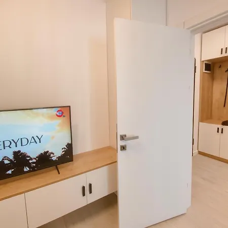 Central Riverside Exclusive Studio-3